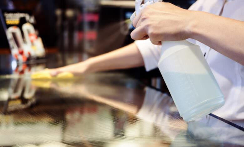 Infectologista orienta bares e restaurantes